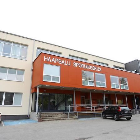 Sports Centre Haapsalu Hostel Exterior photo