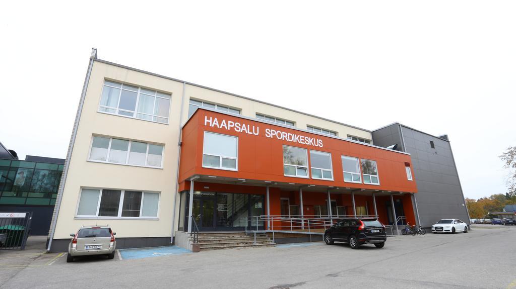 Sports Centre Haapsalu Hostel Exterior photo